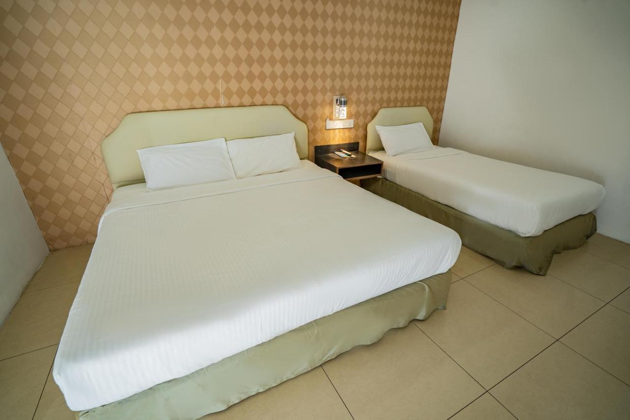 Hotel Avenue Kuantan Exterior photo