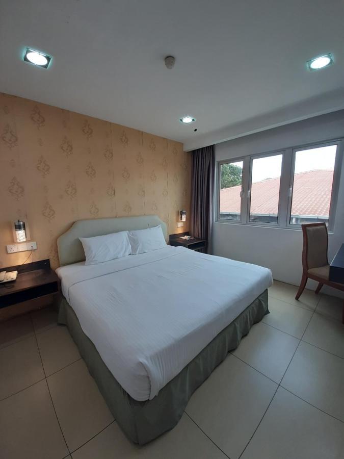 Hotel Avenue Kuantan Exterior photo
